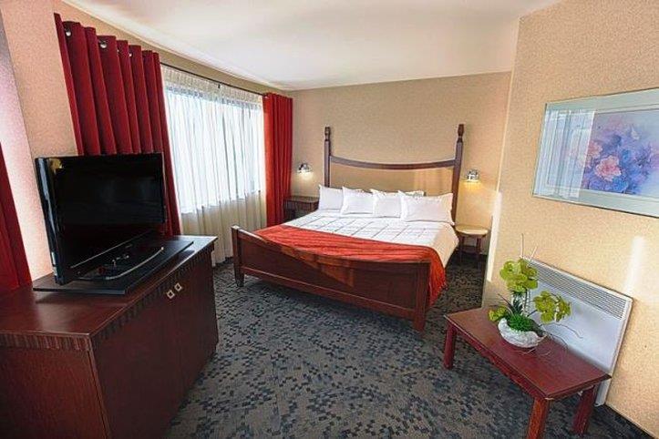 Hotel Ambassadeur Et Suites Квебек Номер фото